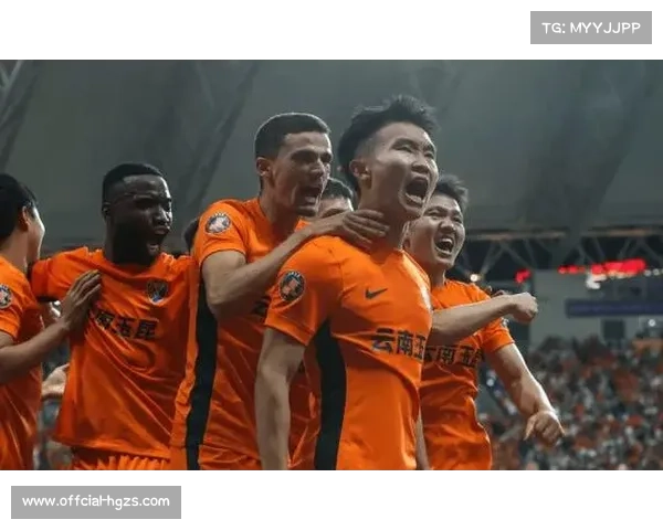 佩德罗恩里克梅开二度助云南玉昆大胜展现赛季精彩风采 佩德罗恩里克梅开二度助云南玉昆大胜展现赛季精彩风采