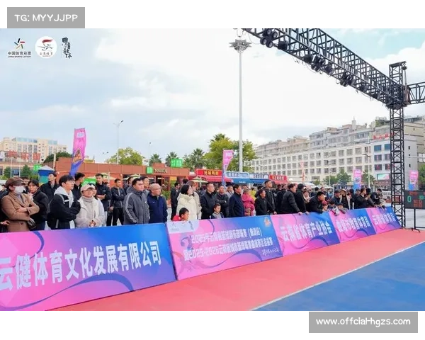 乡镇篮球文化融合，烟花秀啦啦队助阵赛事氛围