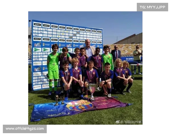 西班牙足坛哀悼科尔多瓦列车事故,皇马巴萨等俱乐部发声致哀 西班牙足坛哀悼科尔多瓦列车事故,皇马巴萨等俱乐部发声致哀